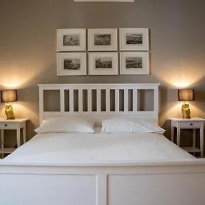 canard-suite-int-4.emilia-romagnahotels.net/